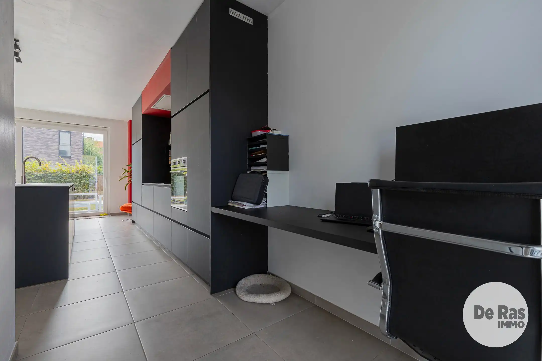 GENT - Recente woning met 3 slpks, berging en staanplaats foto 5