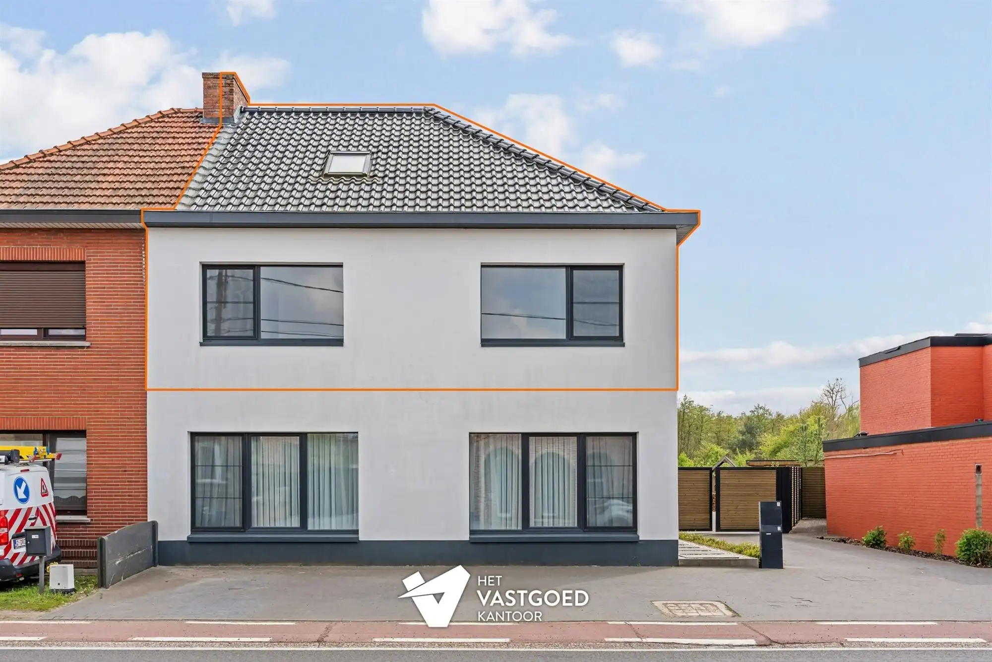 INSTAPKLAAR DUPLEX APPARTEMENT (127M²) MET 2 SLAAPKAMERS EN AUTOSTAANPLAATS TE BERINGEN foto 16