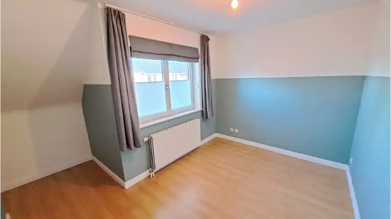 Ruime 3-slaapkamerwoning (HOB ) met GARAGE en TUIN te huur in Dudzele foto 6