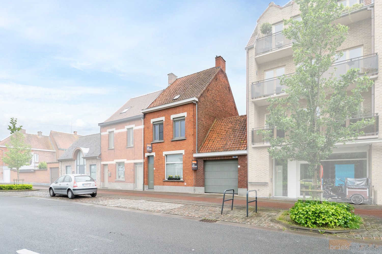 Roeselare : Stadswoning met garage, tuin en terras foto 19