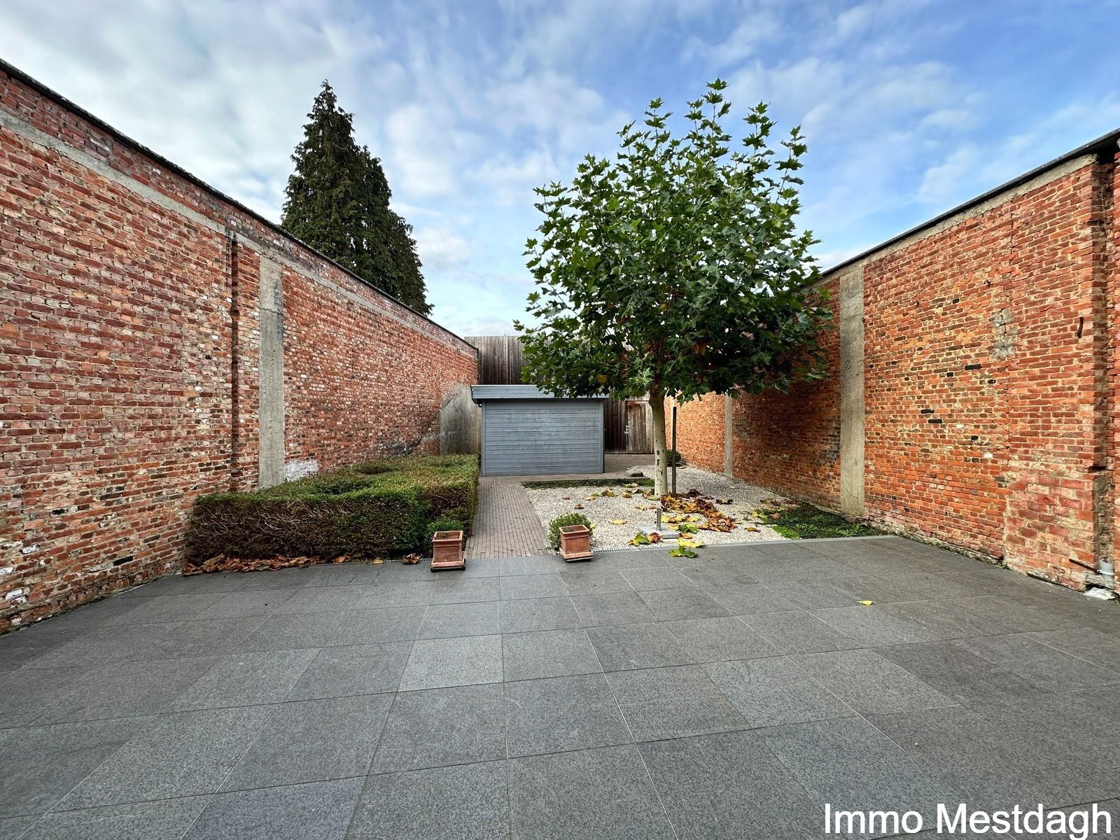 Ruim gelijkvloers appartement met tuin en autostaanplaats. foto 14