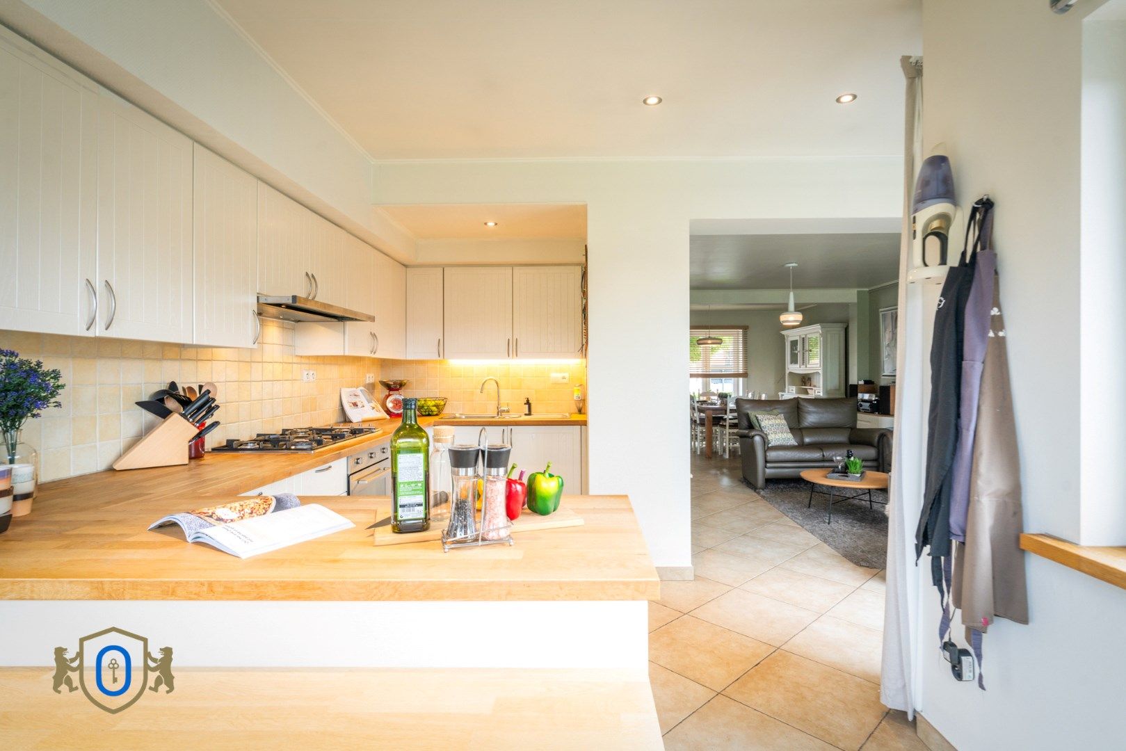 Charmante tussenwoning met tuin foto 9