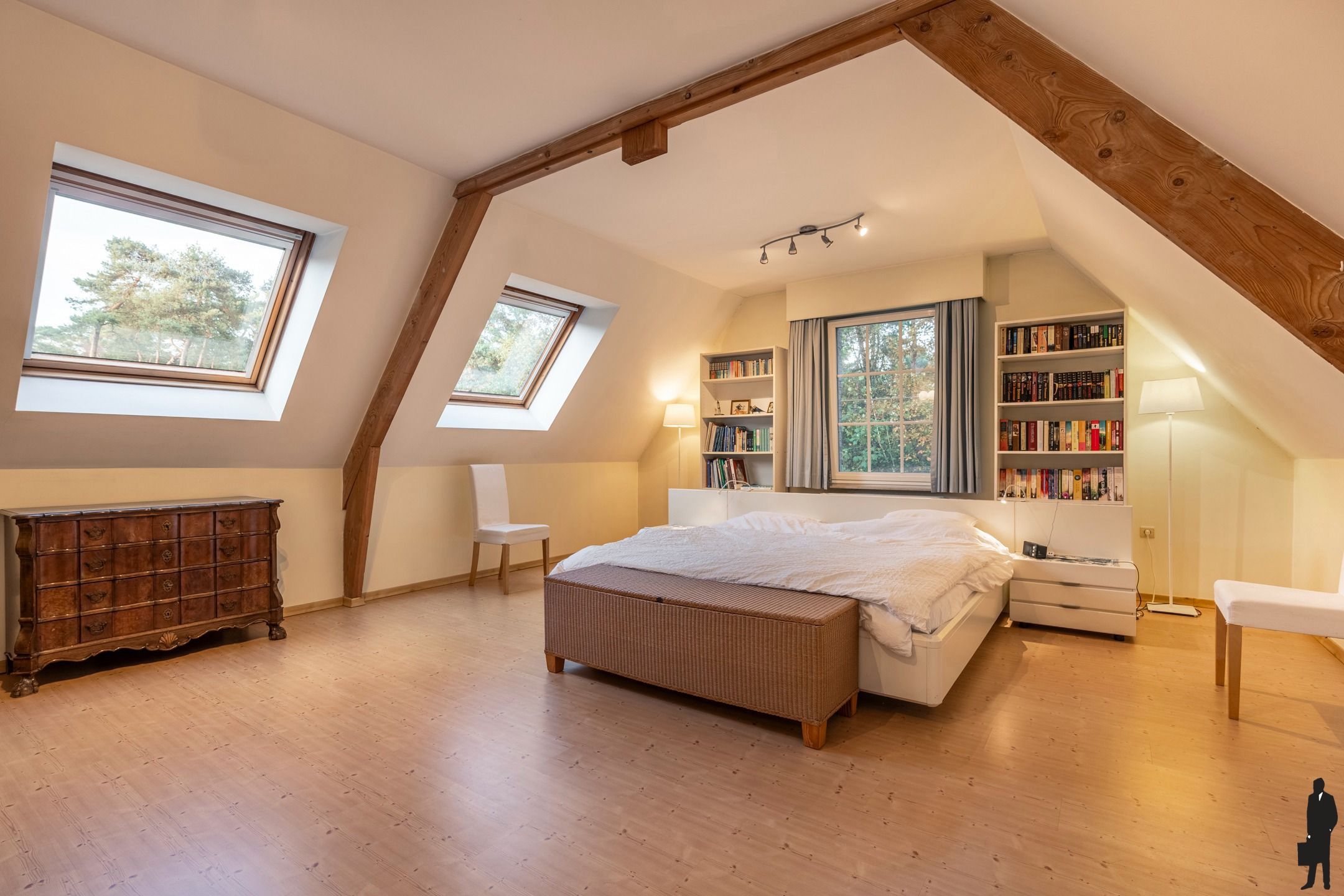 Villa met zwembad en privébos volledig omheind in Retie foto 10