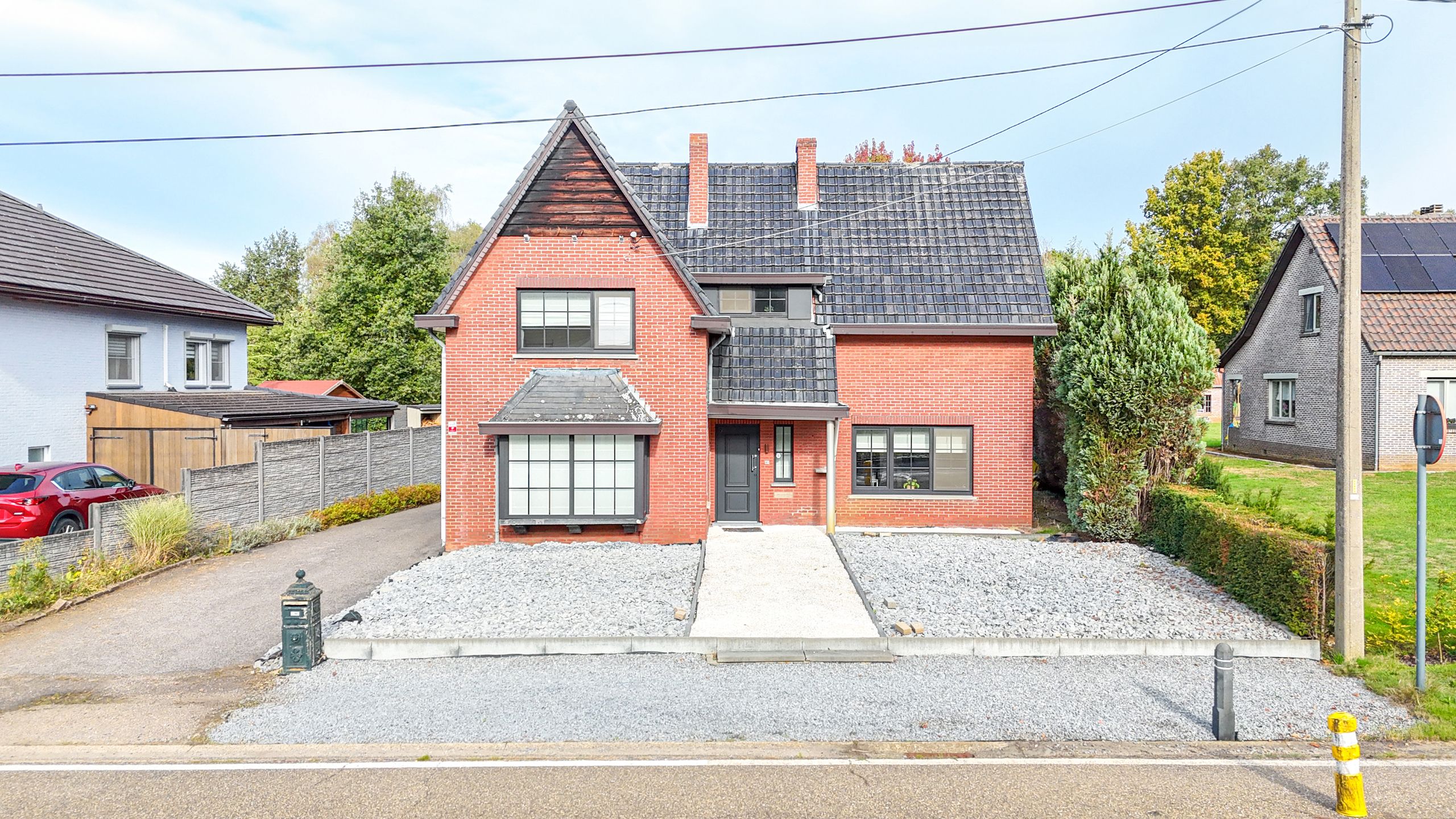 Karaktervolle open instapklare bebouwing met zeer ruime tuin! foto 34