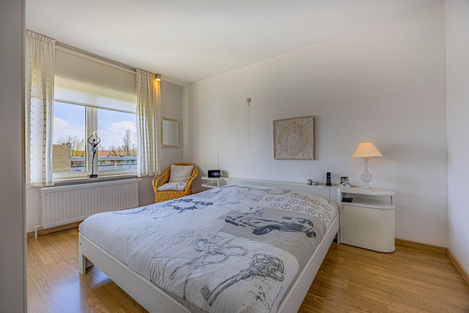 Knappe woning met weidse zichten, vlakbij het strand foto 14