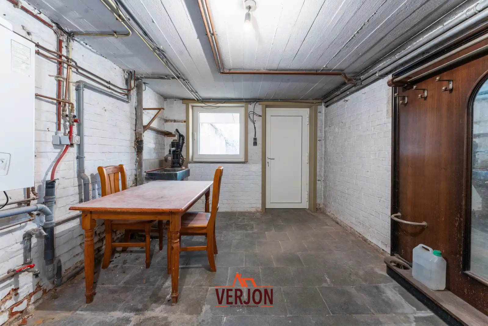 Ruime woning met mogelijkheden foto 15