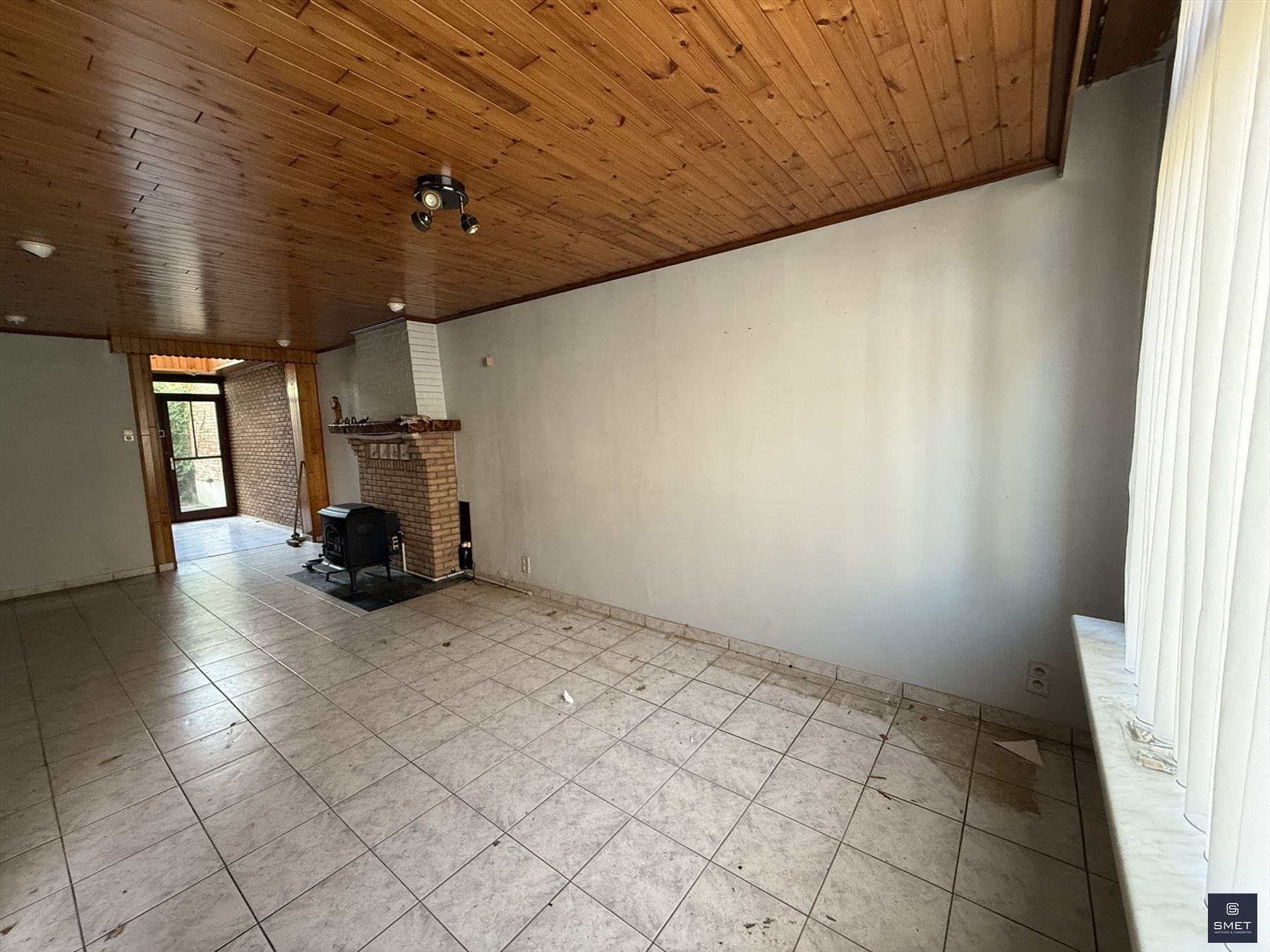 RUIME TE RENOVEREN WONING MET 4 SLPKS EN TUIN foto 4
