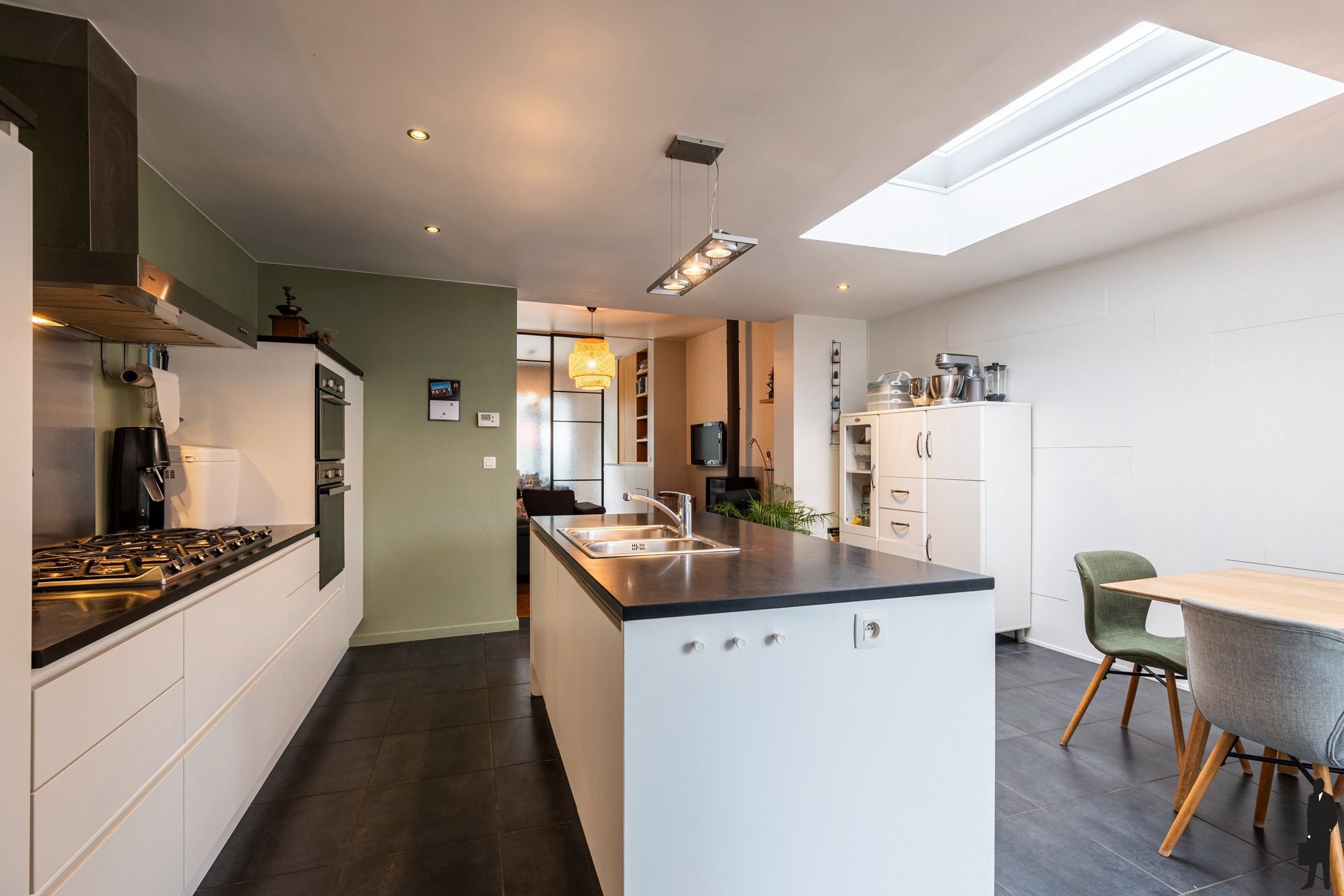 Charmante en instapklare woning met 4 slpks in Kontich foto 8