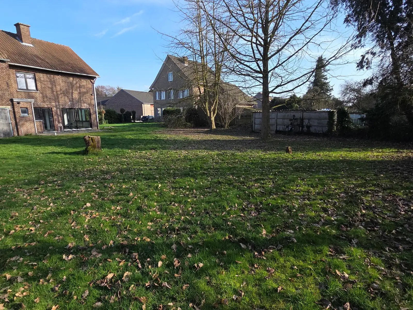 Ruime en charmante gezinswoning met drie slaapkamers foto 2