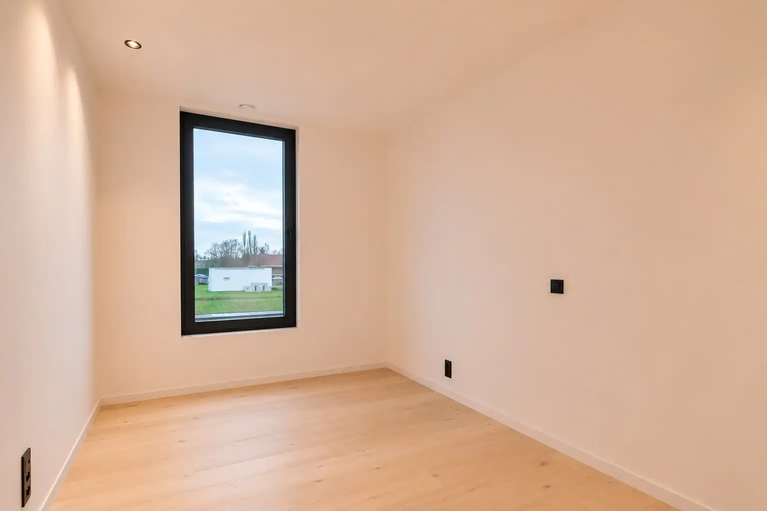 Ruime afgewerkte nieuwbouwwoning met landelijk zicht! foto 16