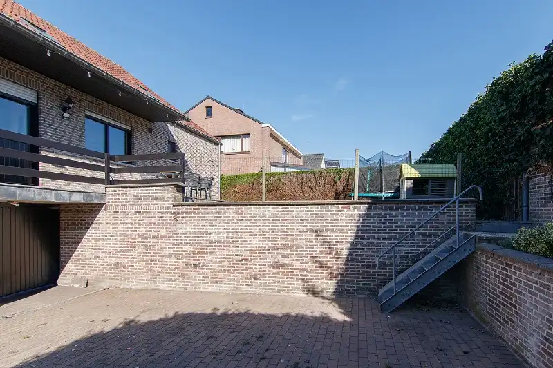 Riante instapklare gezinswoning met 5 slaapkamers op een vlot bereikbare locatie in het centrum van Kortessem (Hasselt) foto 29