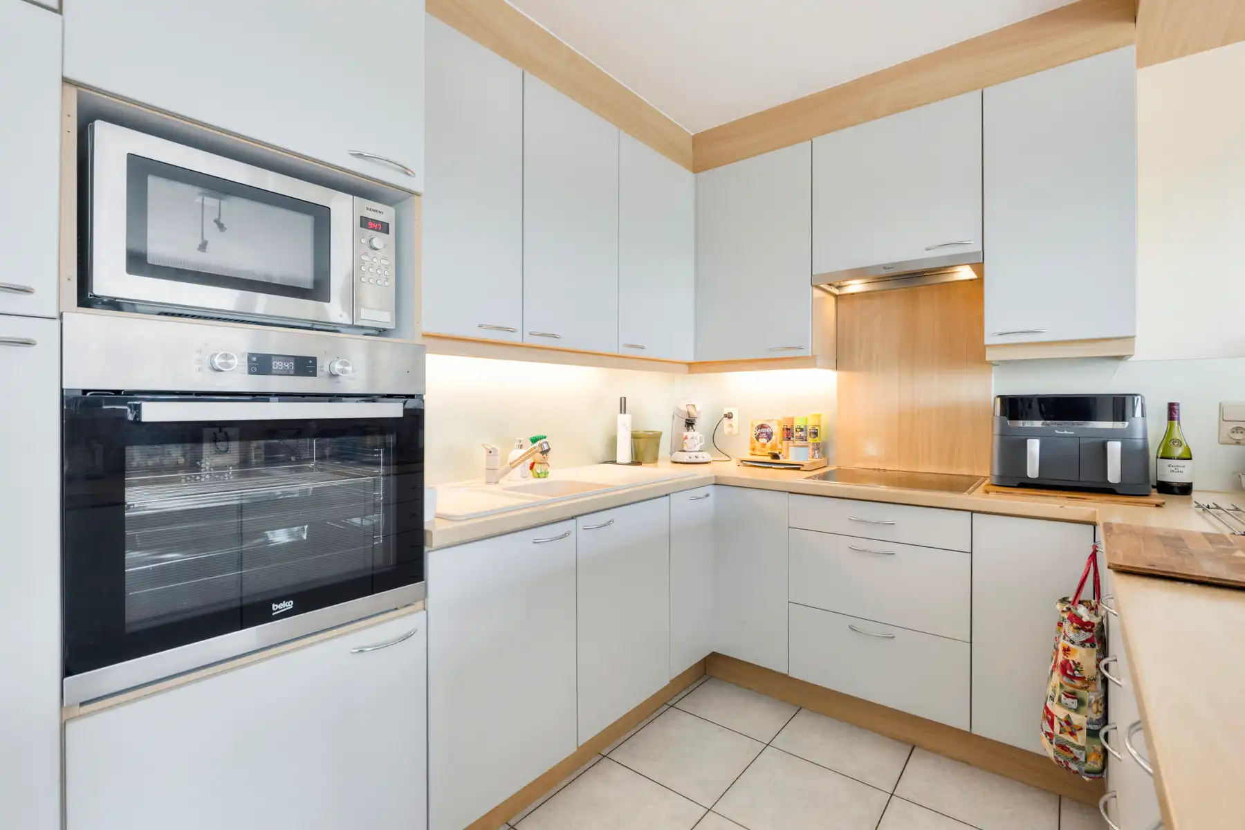 2-slaapkamerappartement met garage op centrale ligging foto 8