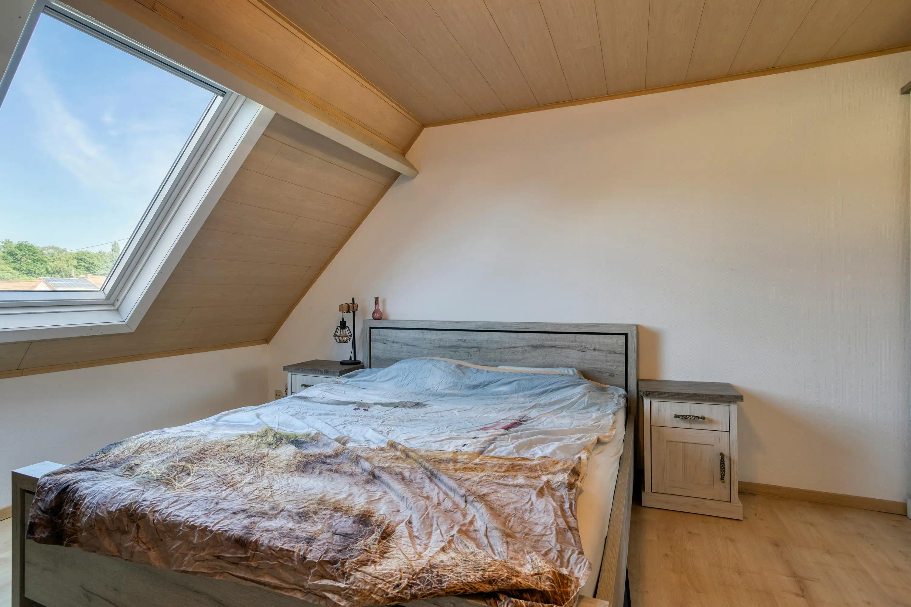 Gezellige rijwoning met stadskoertje te koop in Torhout foto 17
