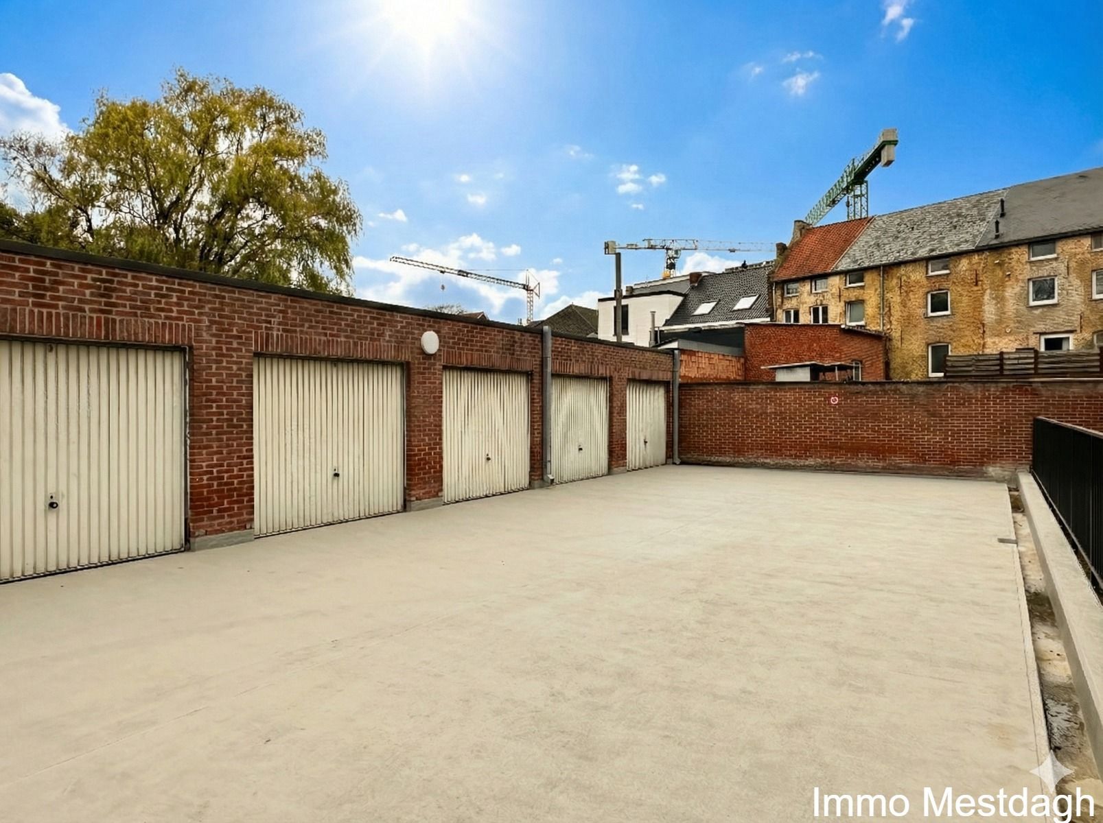 Royaal appartement met garagebox en zicht op de Schaffense Poort. foto 28