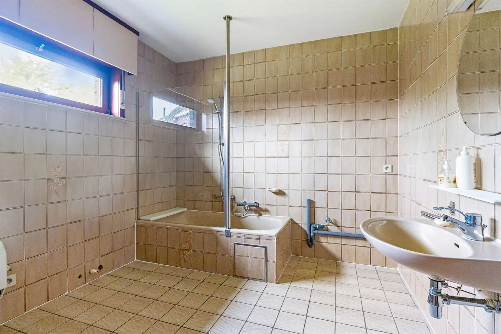 Rustig gelegen gezinswoning foto 10