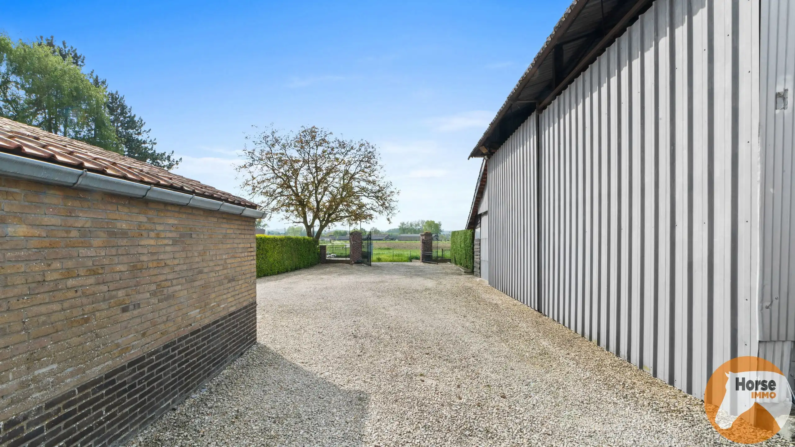 RONSE - Charmante hoeve op 1,16 ha met bijgebouw foto 29