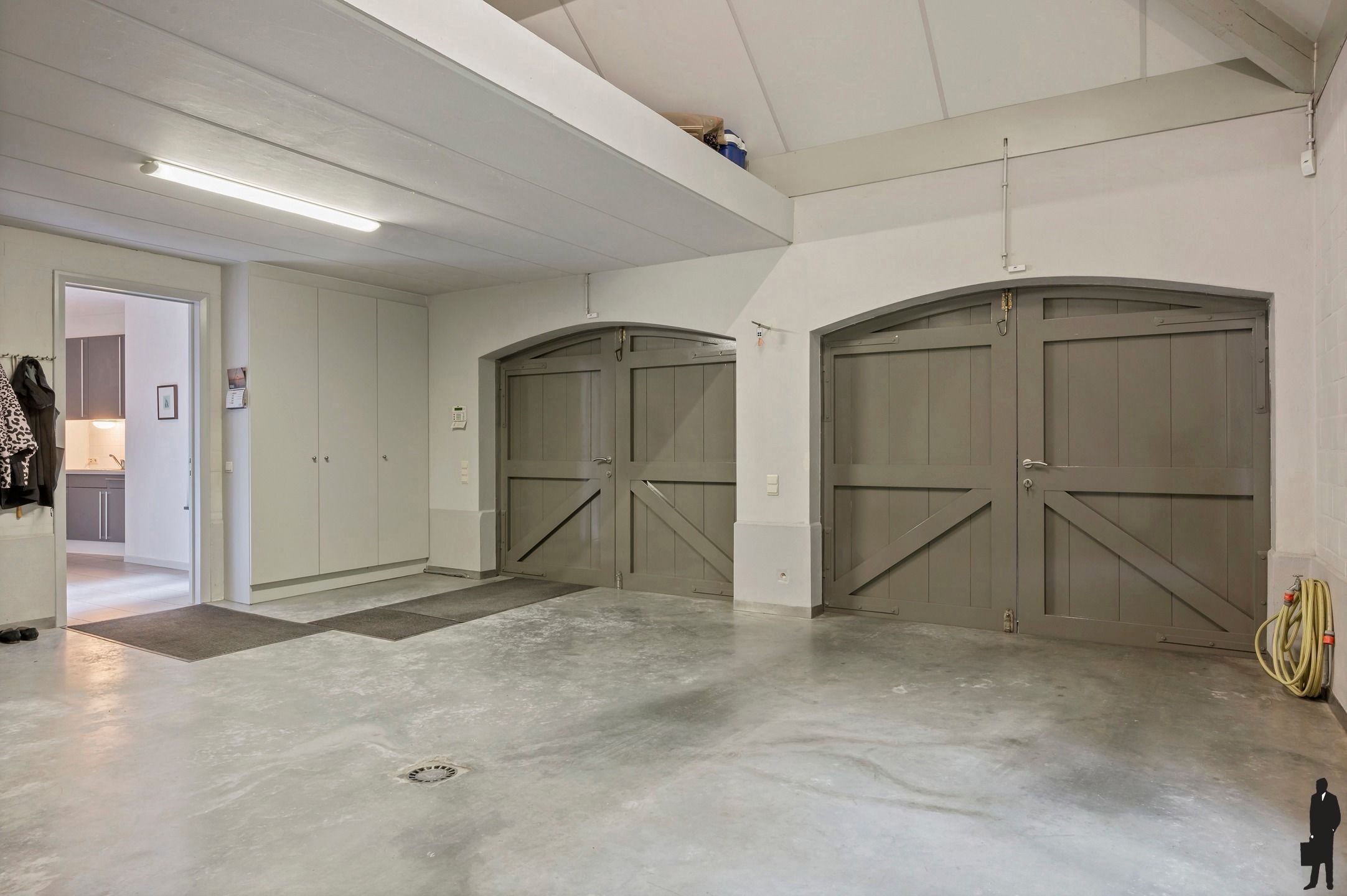 Unieke en zéér centraal gelegen villa op een parkdomein van ca. 9.847 m²! foto 21