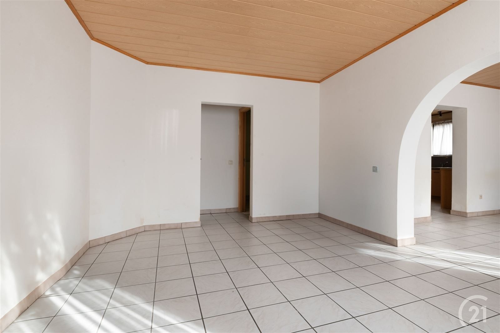 deels gerenoveerde woning met tuin op 12are34 foto 13