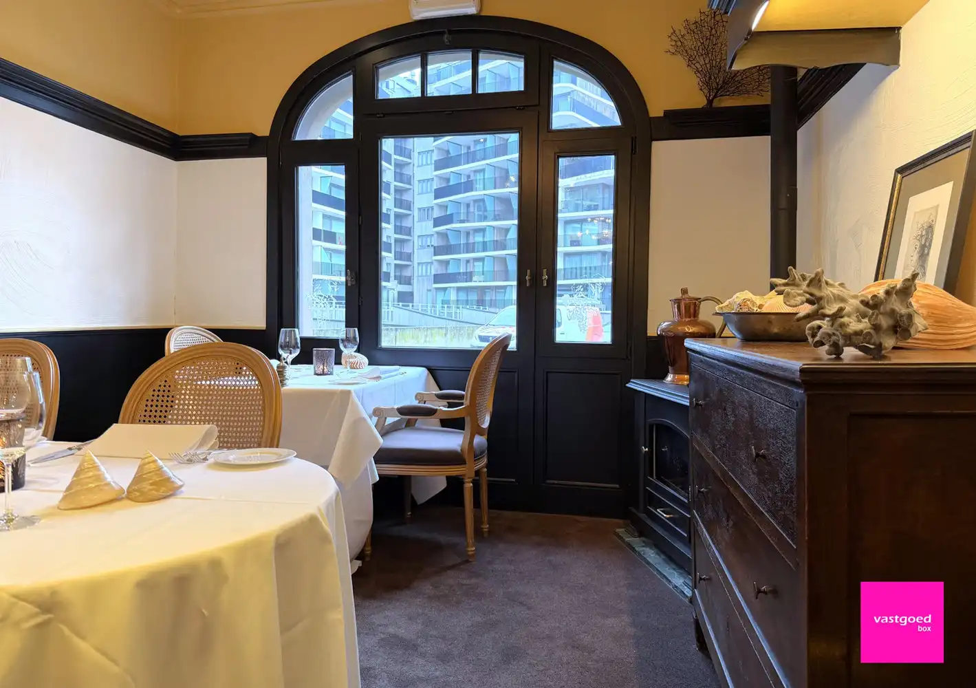 Veelzijdig handelspand met woonst op topligging nabij zee – Oostende/Mariakerke foto 3