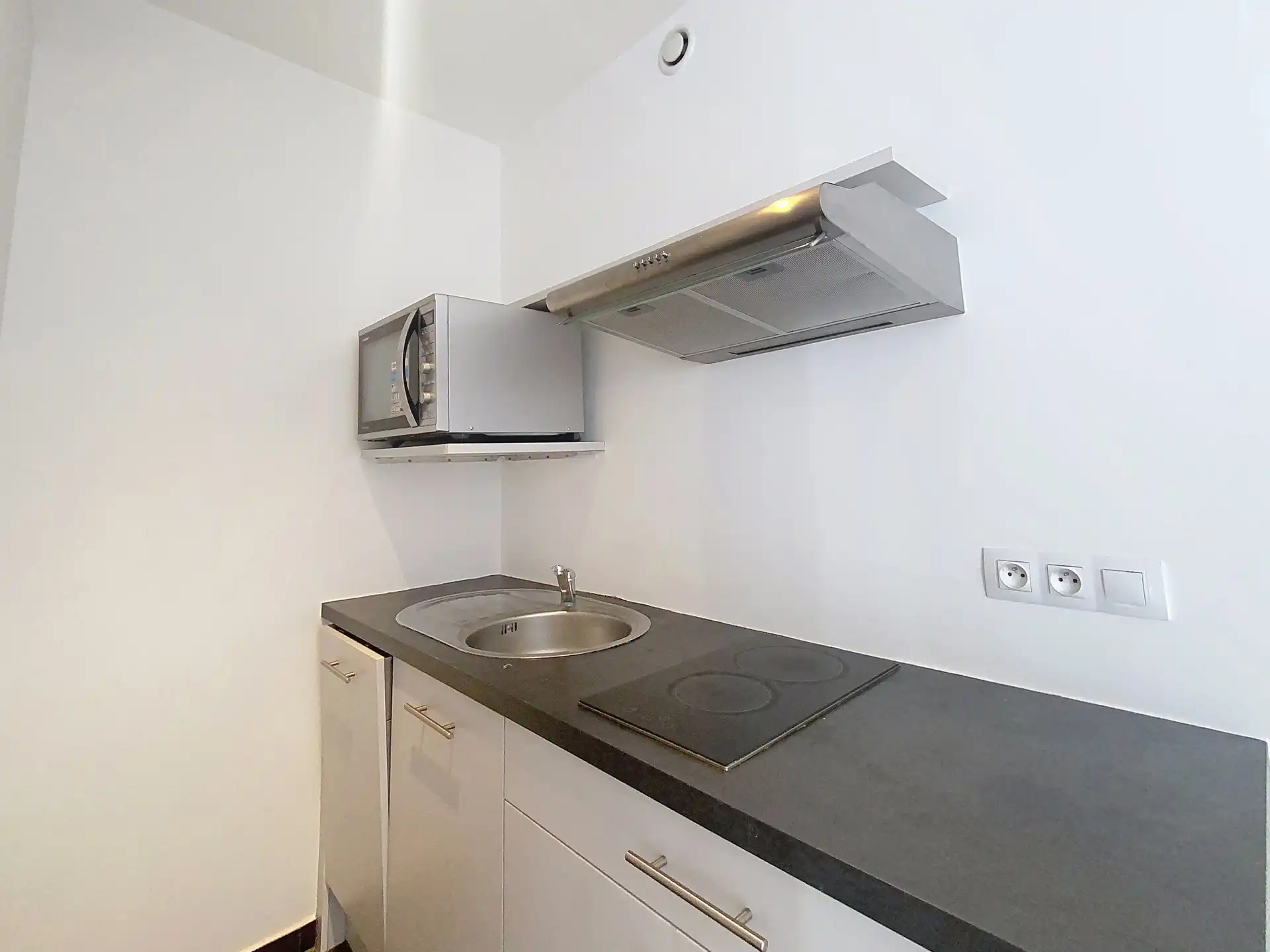 Prachtige studio / slaapgedeelte foto 6