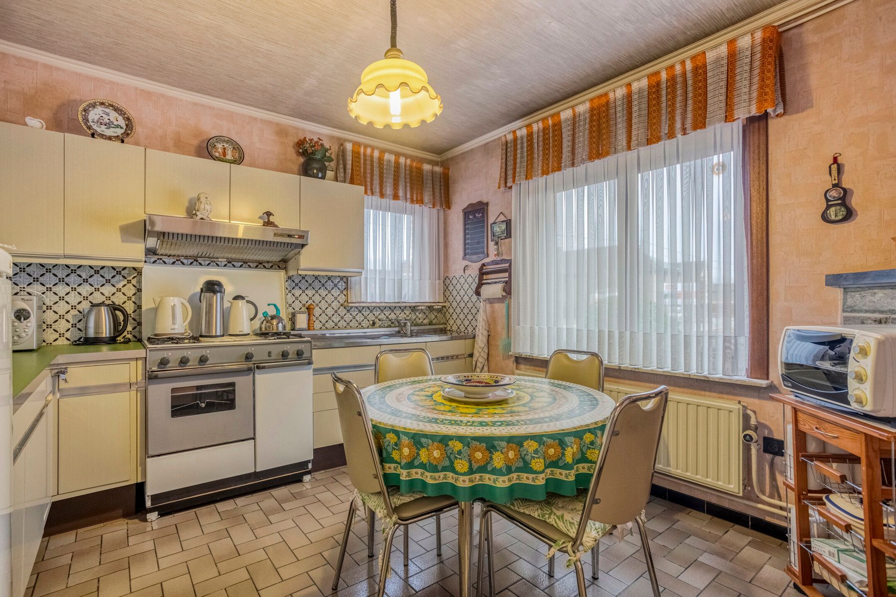 Te renoveren 4-gevelwoning met prachtige tuin foto 9