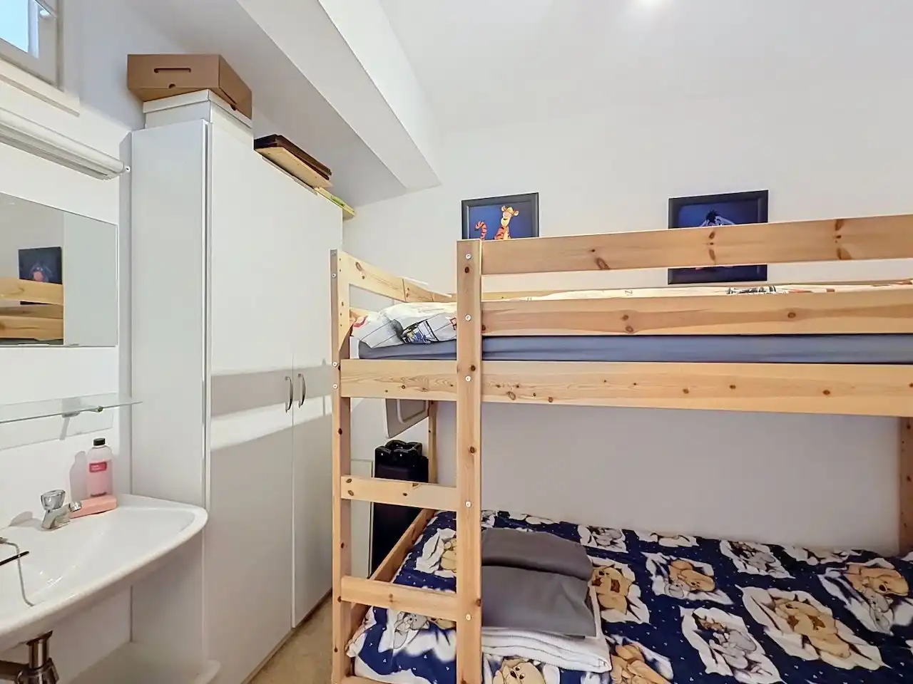 Praktisch ingedeeld appartement met frontaal zeezicht foto 17