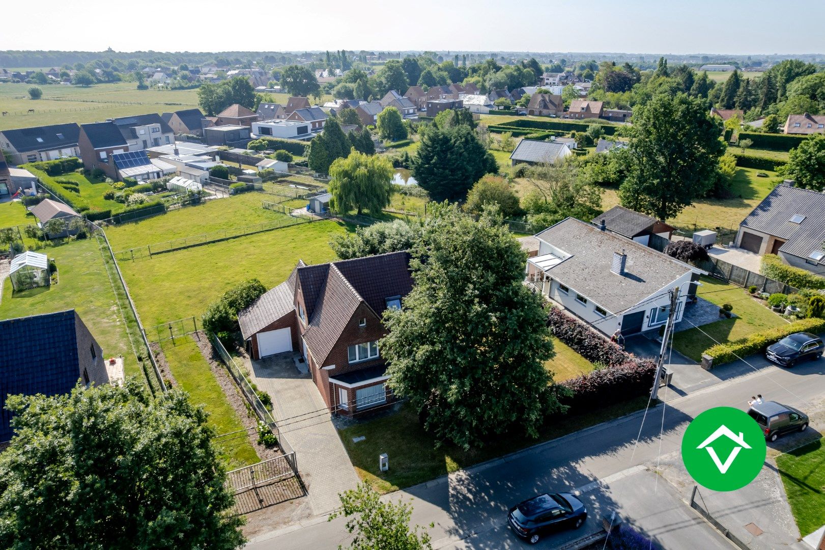 Rustig gelegen instapklare woning met 4 slaapkamers en garage te Torhout foto 24