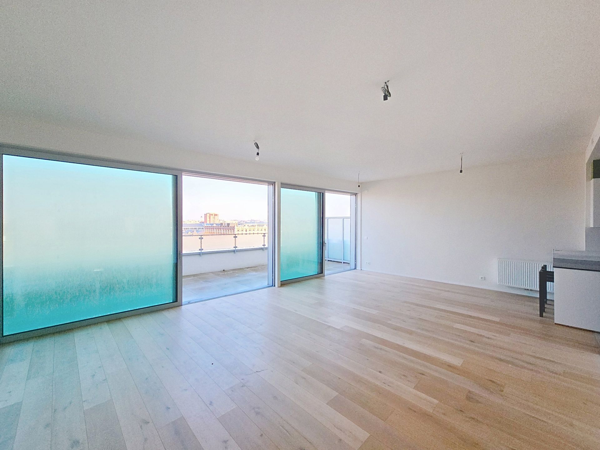 Canal Wharf : Stedelijke elegantie met adembenemend uitzicht foto 5