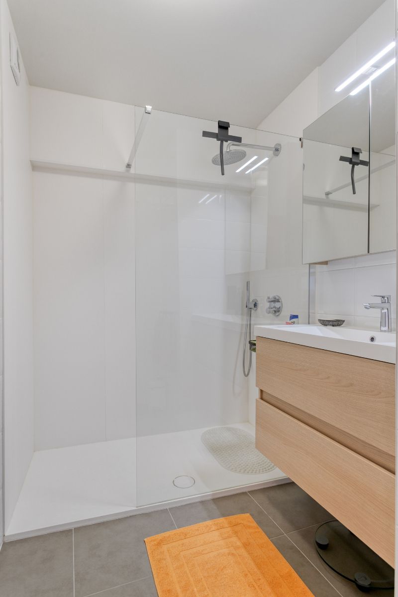 Stijlvol hoekappartement met zeezicht, licht en topligging in hartje Oostende foto 12