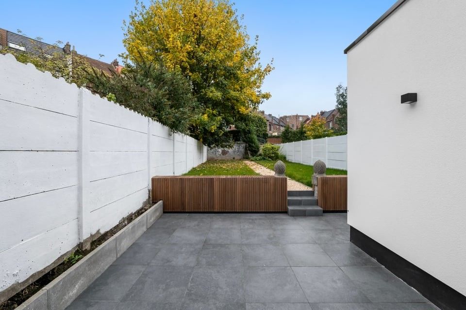 PRACHTIG GERENOVEERDE HERENWONING MET 3 SLPKS OP CENTRALE LIGGING foto 15