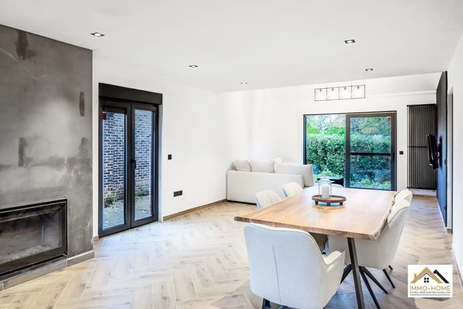 Gerenoveerde ruime open bebouwing op landelijke ligging foto 16