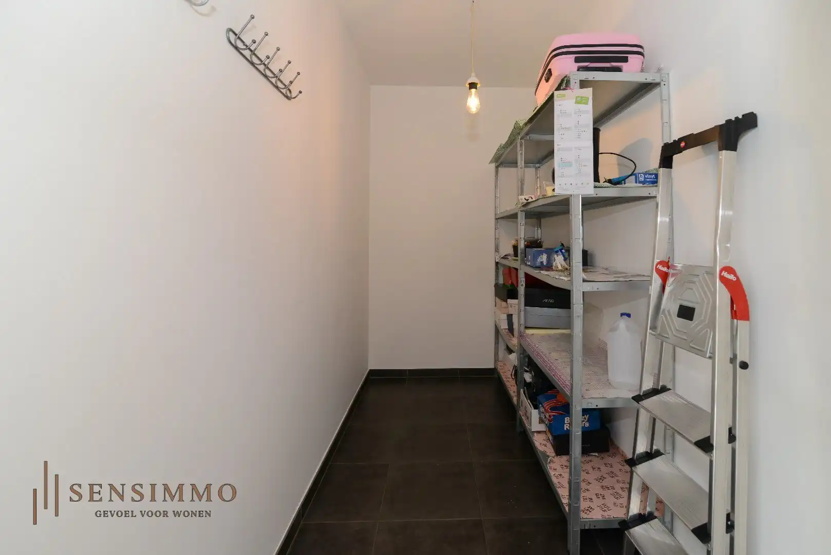 Mooi appartement met 2 slpk, ruim terras en parking foto 15