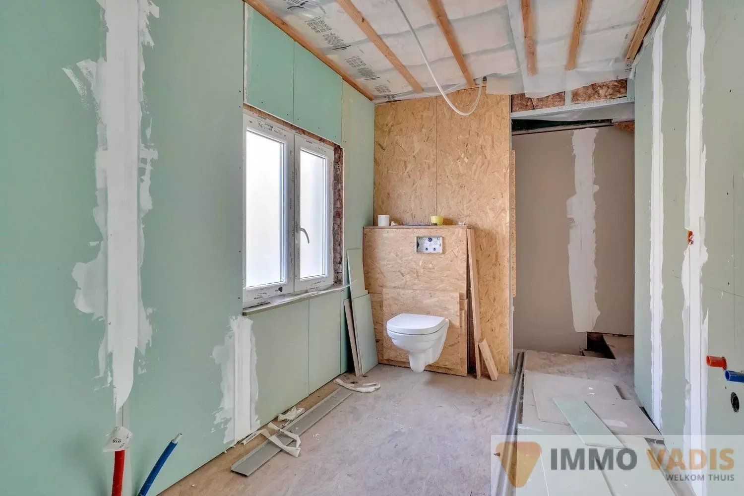 Gerenoveerde casco rijwoning in het hart van Tongeren foto 16