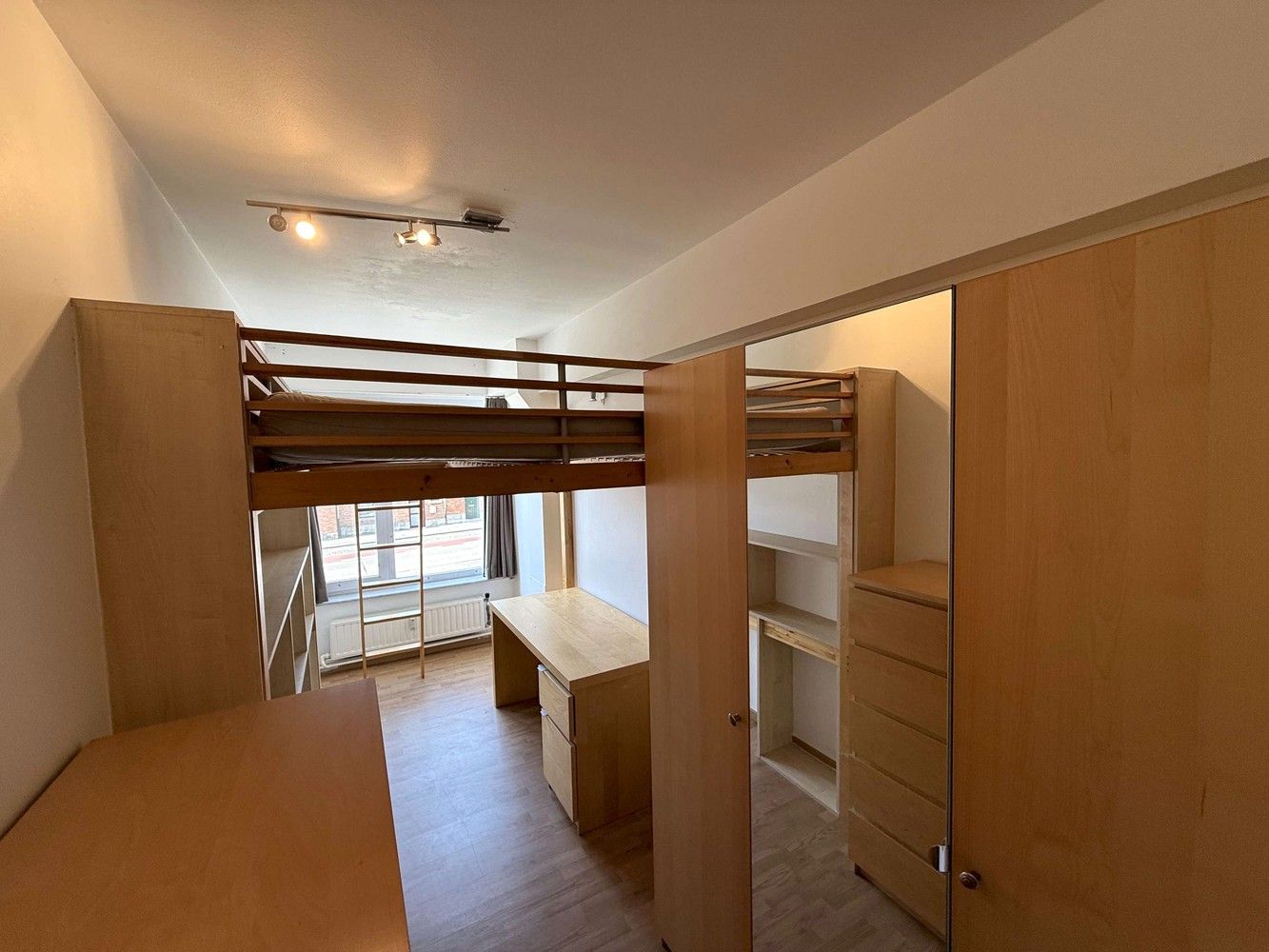 Appartement te huur foto 11