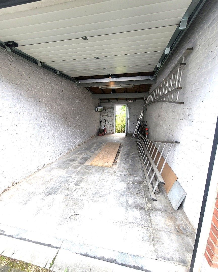 Ruime tweegevelwoning met garage en stadstuin aan de rand van Brussel. foto 26