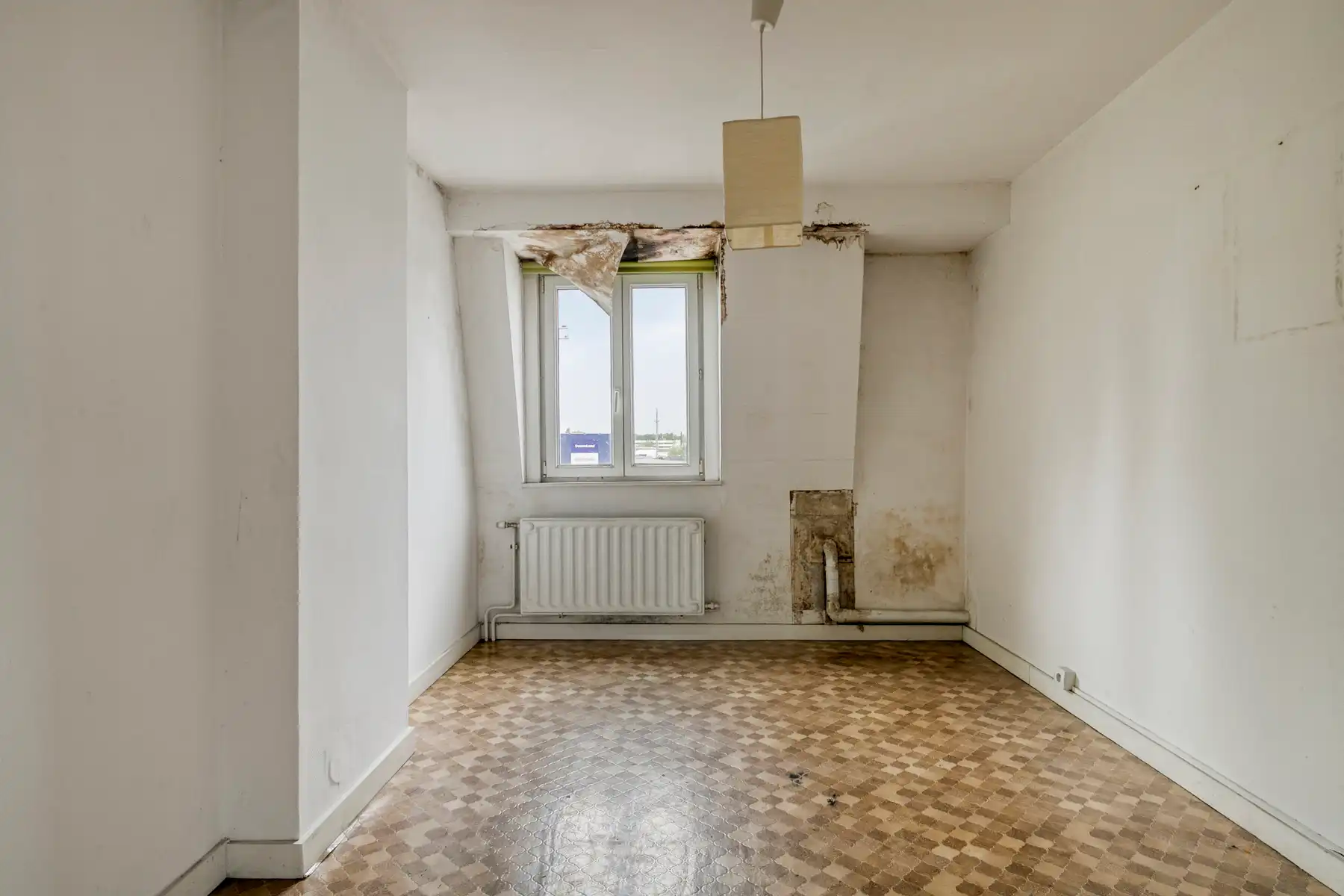 Eengezinswoning met 3 kamers, inrichtbare zolder en tuin foto 20