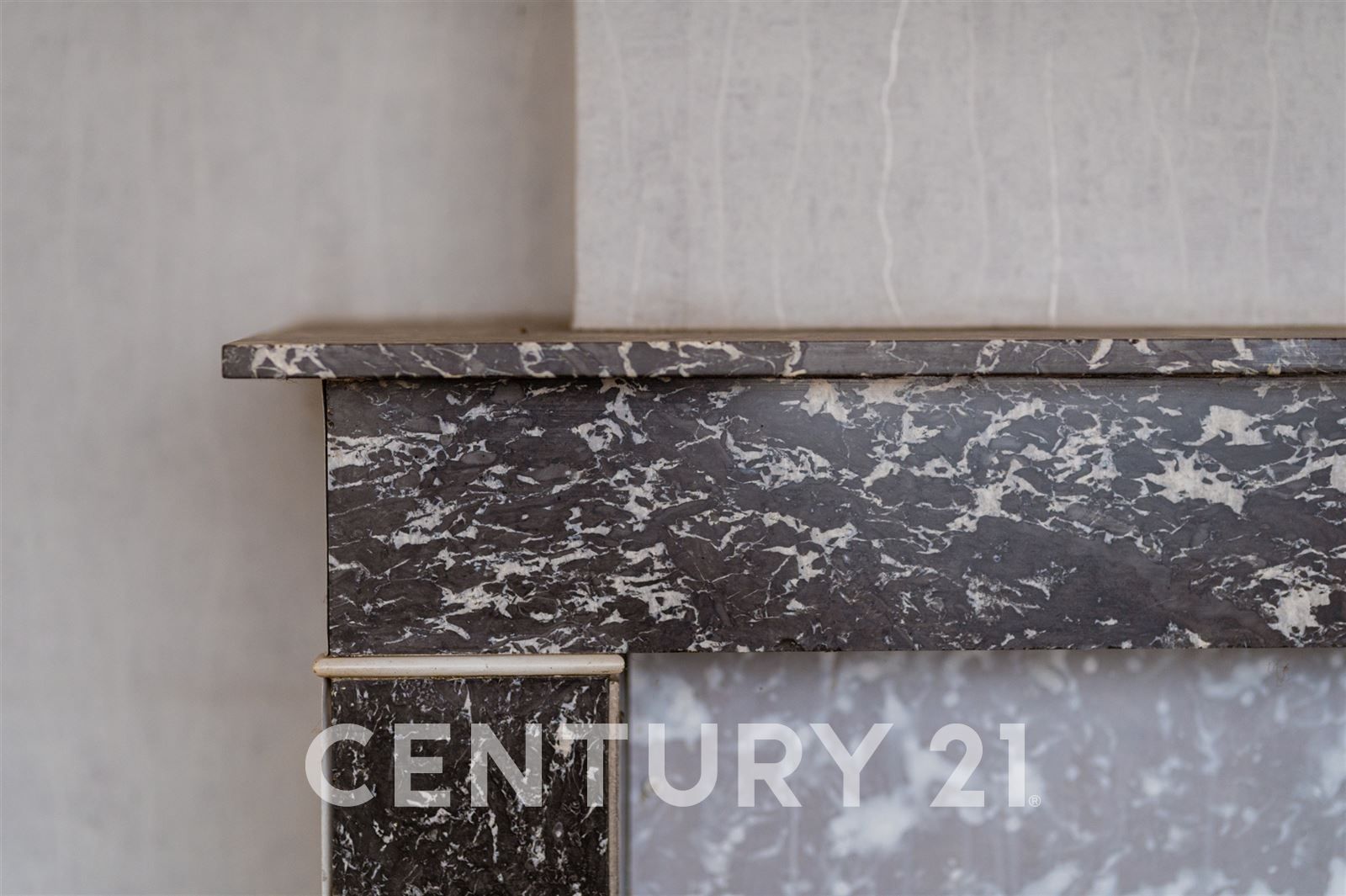 Unieke architecturale parel met kapel! foto 7