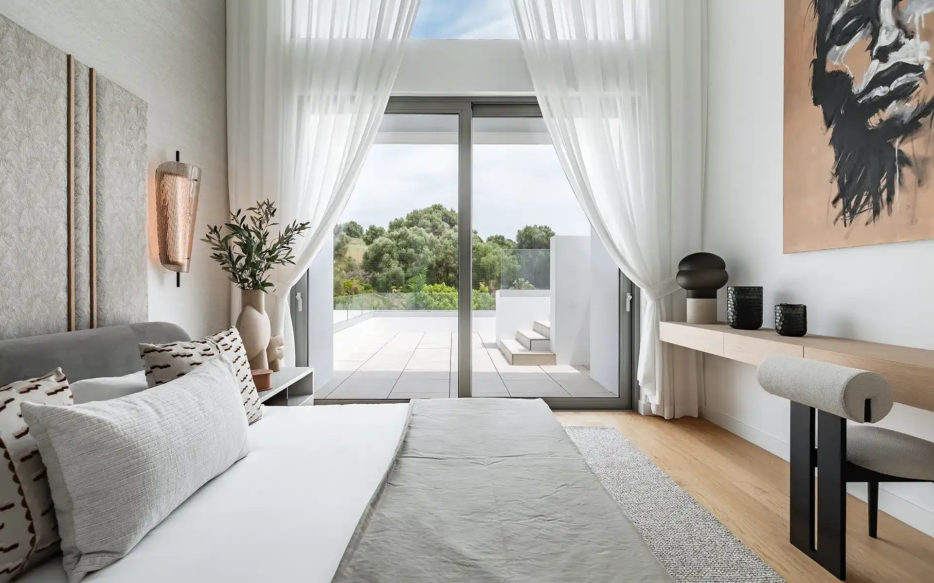 Moderne designvilla in El Paraíso op de New Golden Mile van Marbella foto 12