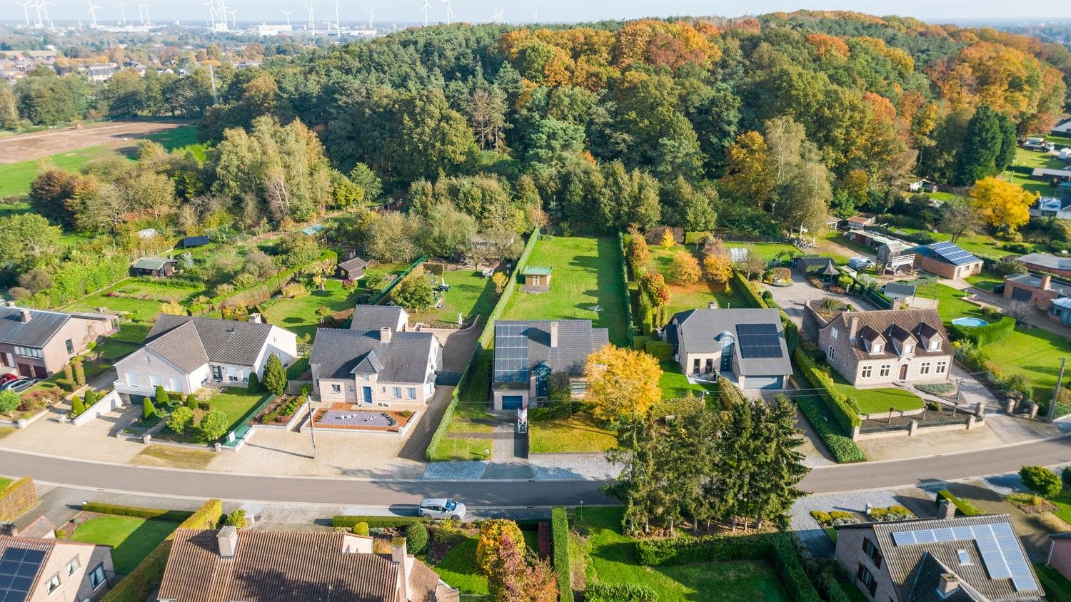 Ruime woonst met een grondoppervlakte van 16 a 06 ca grenzend aan het parkgebied de Klitsberg foto 23