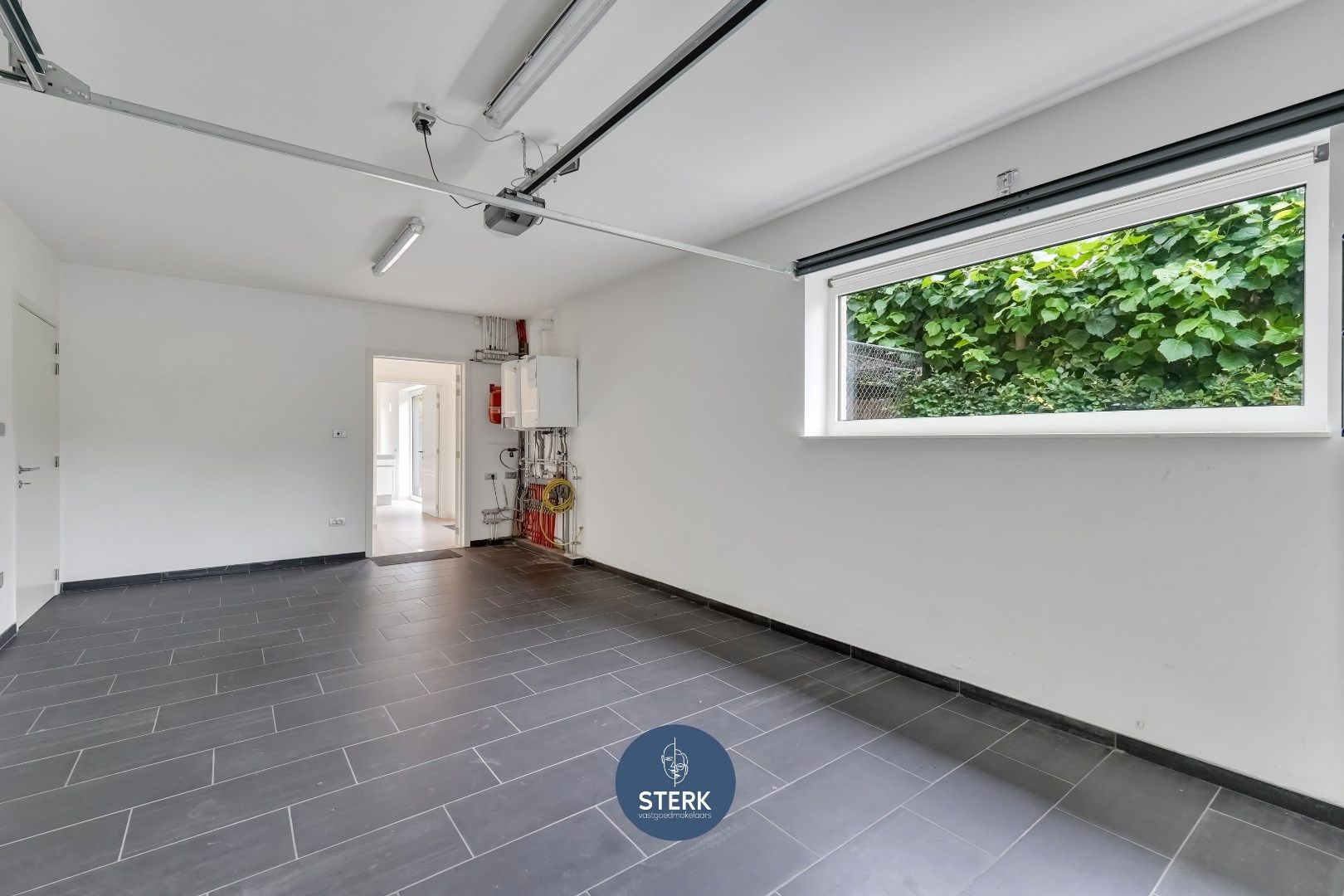 ROYALE GEZINSWONING IN EEN BOSRIJKE OMGEVING TE MAASMECHELEN !  foto 13