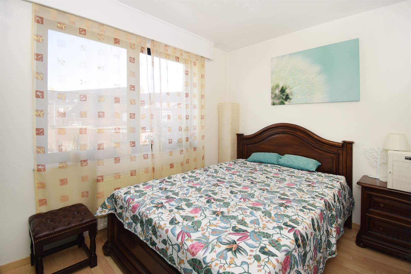 Ruim appartement met 2 slpks op centrale ligging! foto 11