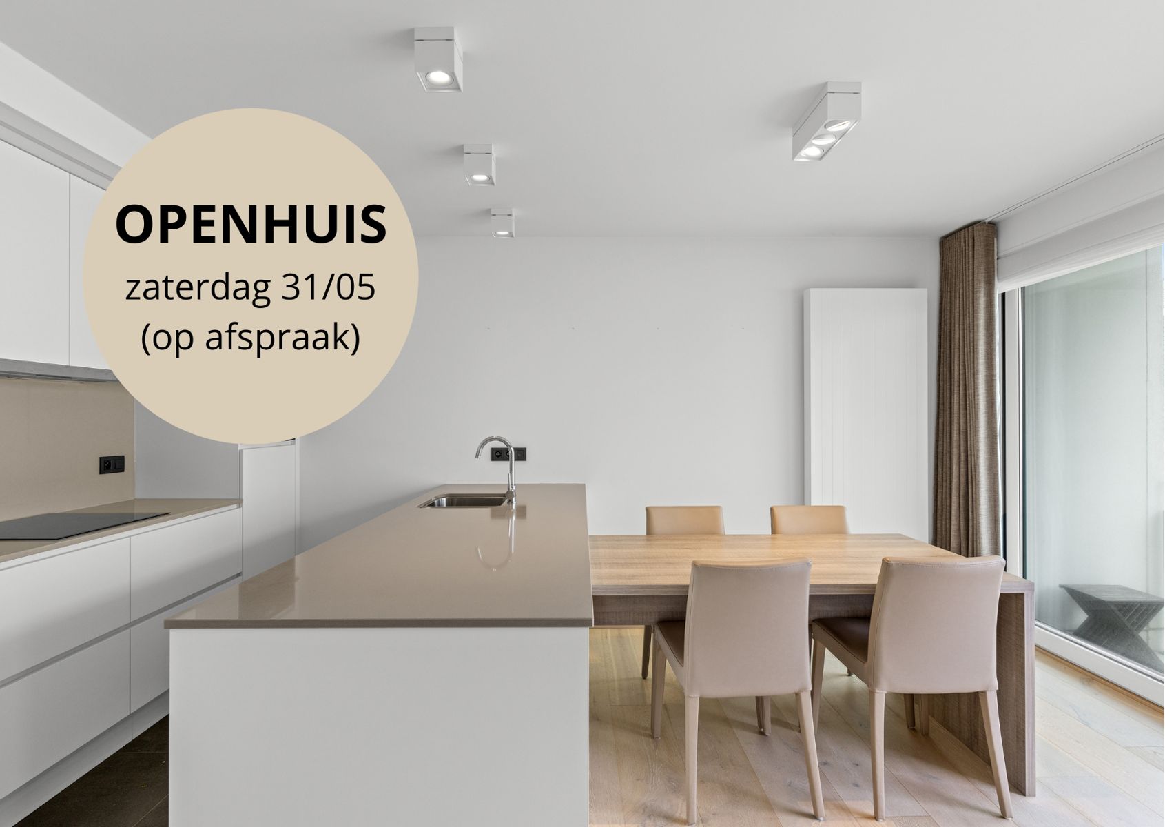 Bemeubeld 2 slaapkamer appartement in hartje van Bredene!  foto {{pictureIndex}}