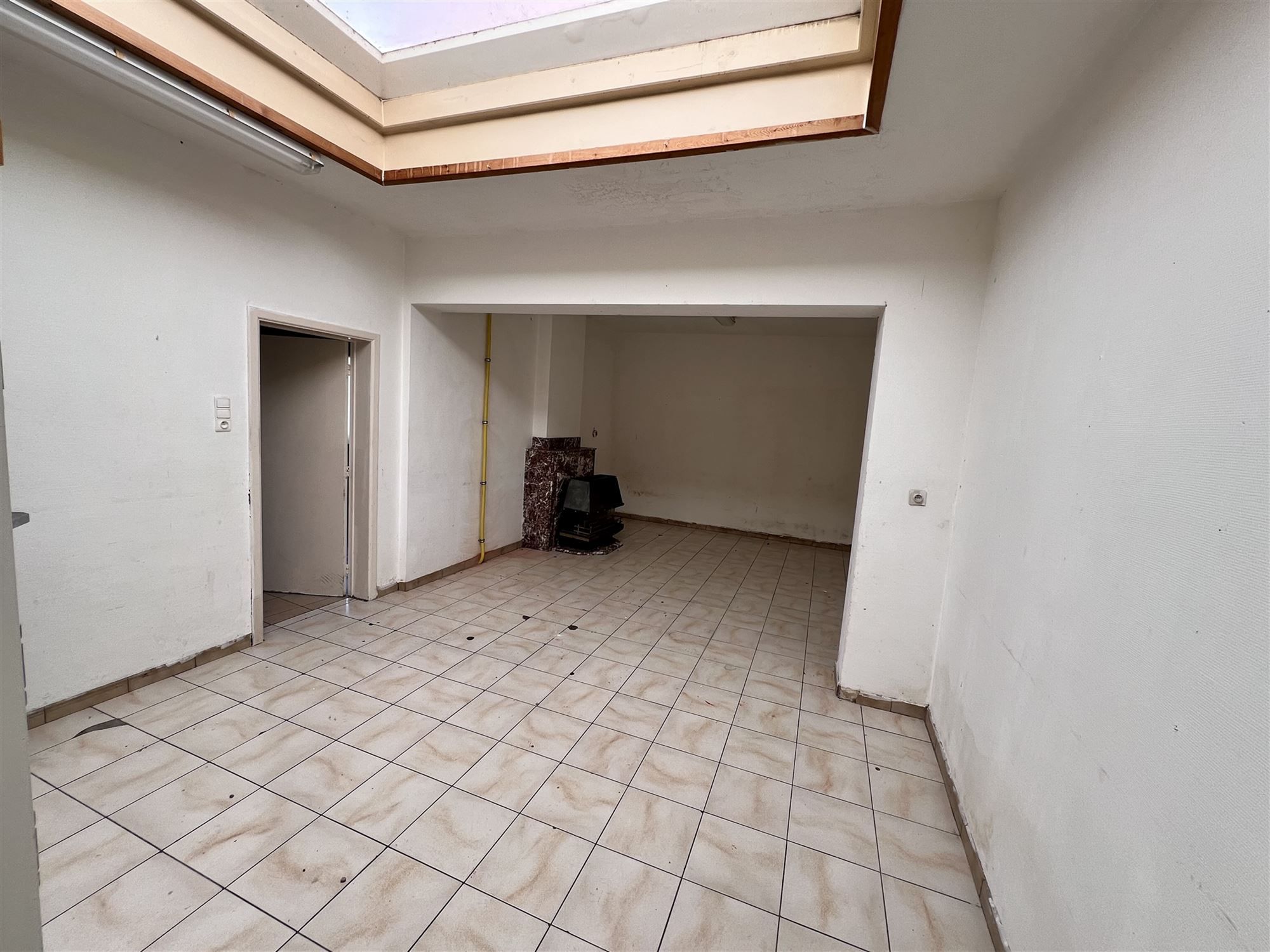 Uniek Pand van 385 m² met Onbeperkte Mogelijkheden foto 8
