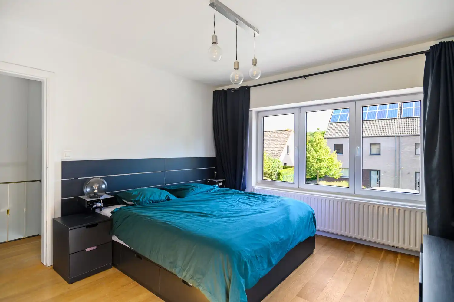 Charmante instapklare woning met 4 slaapkamers te Brasschaat foto 18