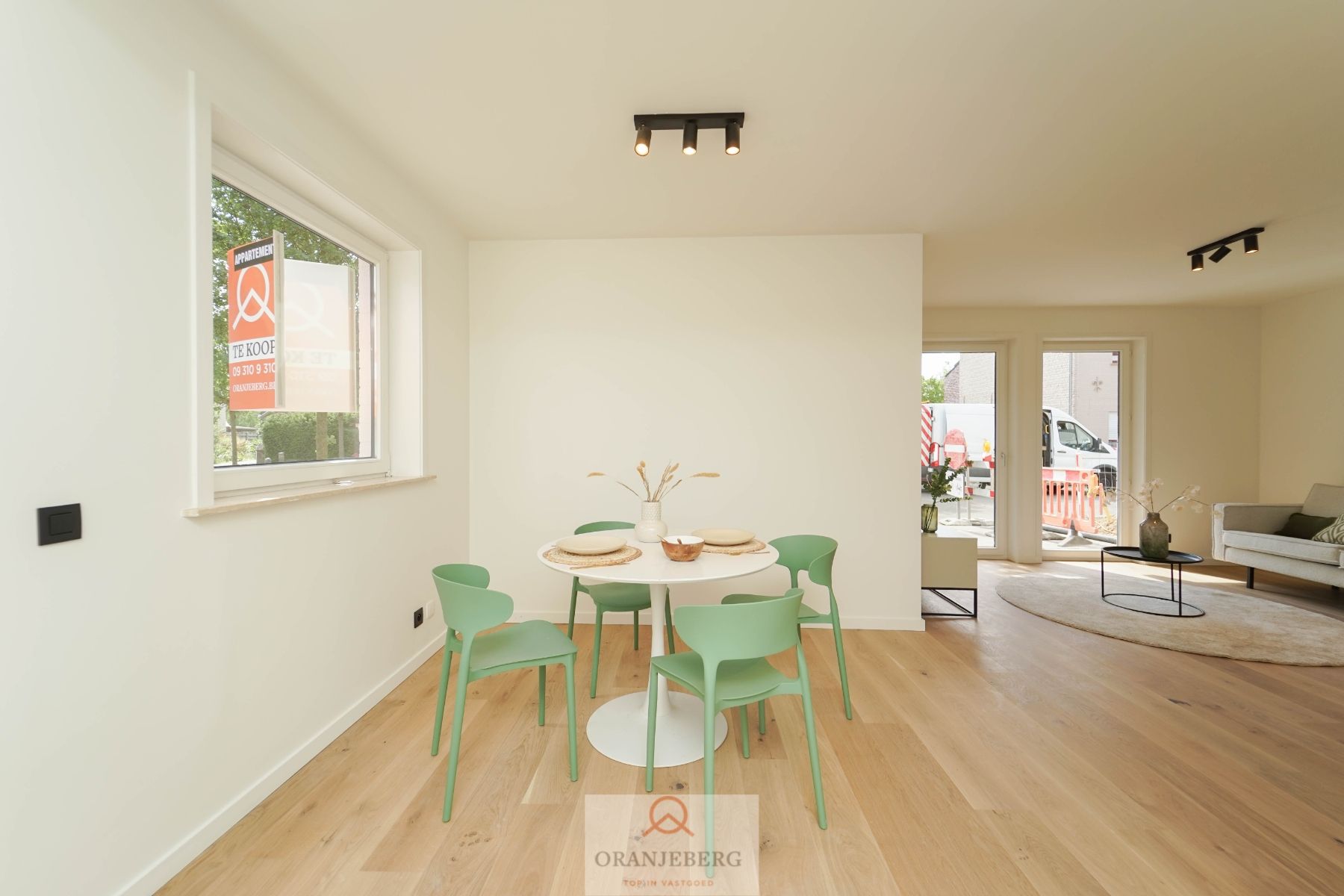 Gerenoveerd 2 slpk- appartement Sint-Amandsberg! foto 10