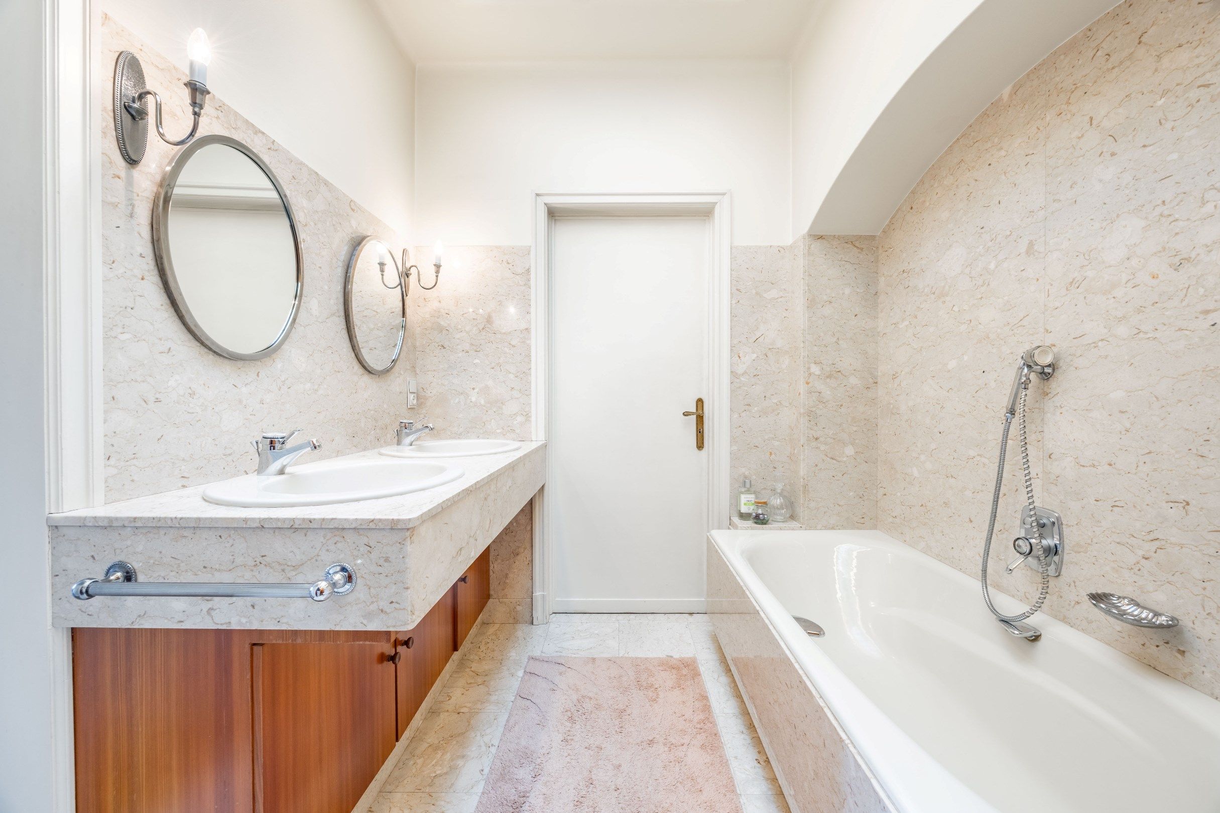 IMPOSANTE HERENWONING MET MOGELIJKHEDEN foto 20