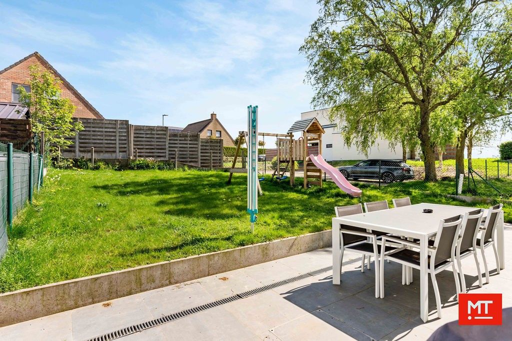 Gerenoveerde halfopen woning op het einde van een doodlopende straat te Zonnebeke foto 2
