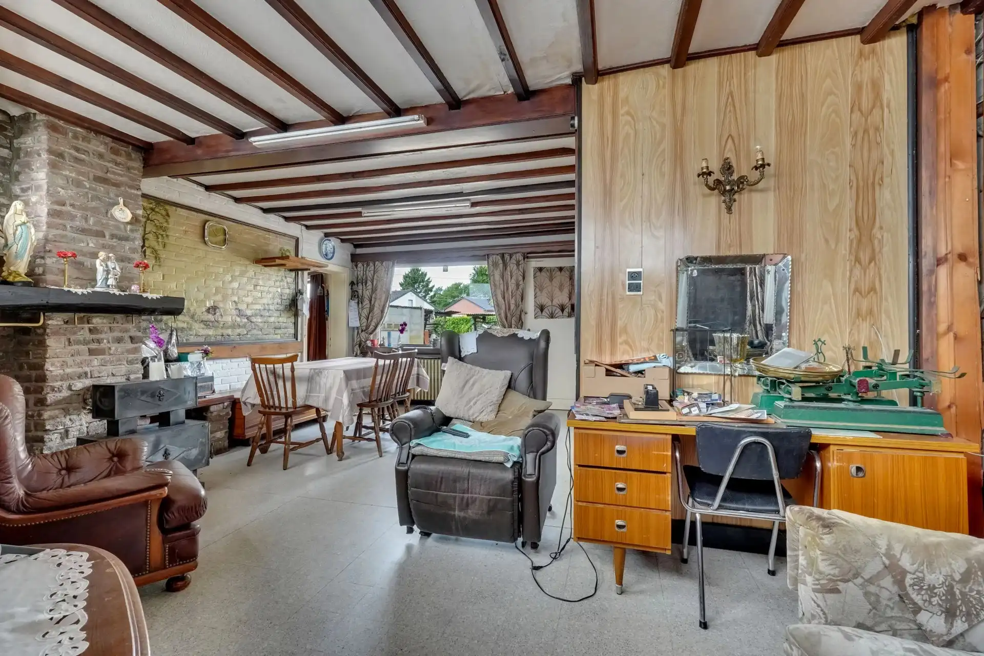 Ruime woning met 3 slaapkamers op perceel van 856 m² foto 7