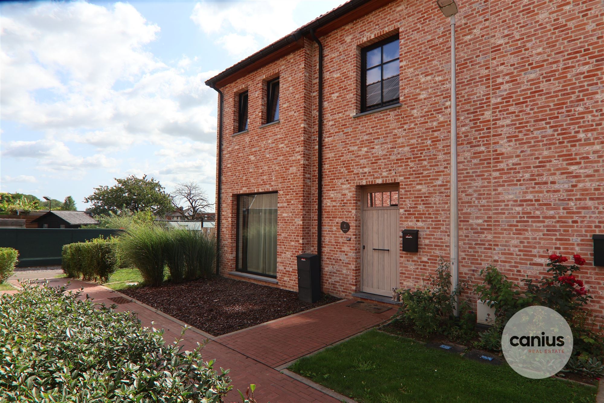 LANDELIJKE HOB MET 3 SLKS foto {{pictureIndex}}