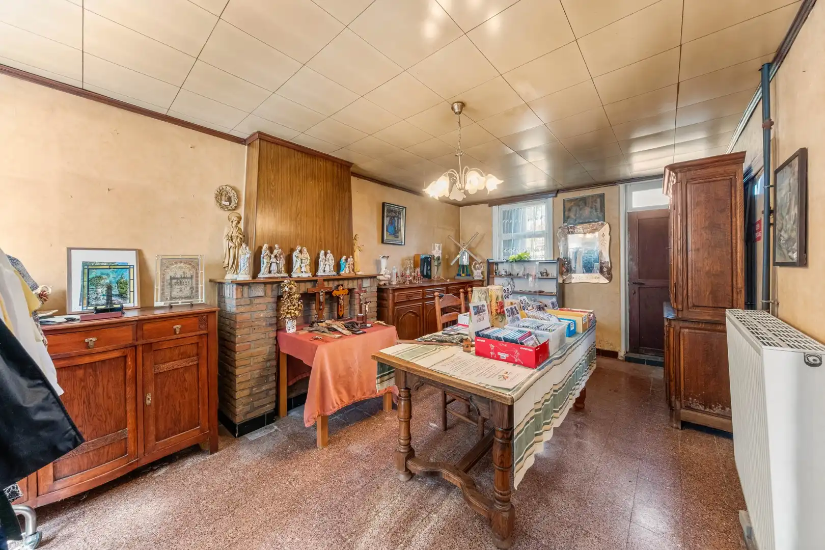 Landelijke woning te Oosterzele met uitzonderlijk renovatiepotentieel ! foto 8